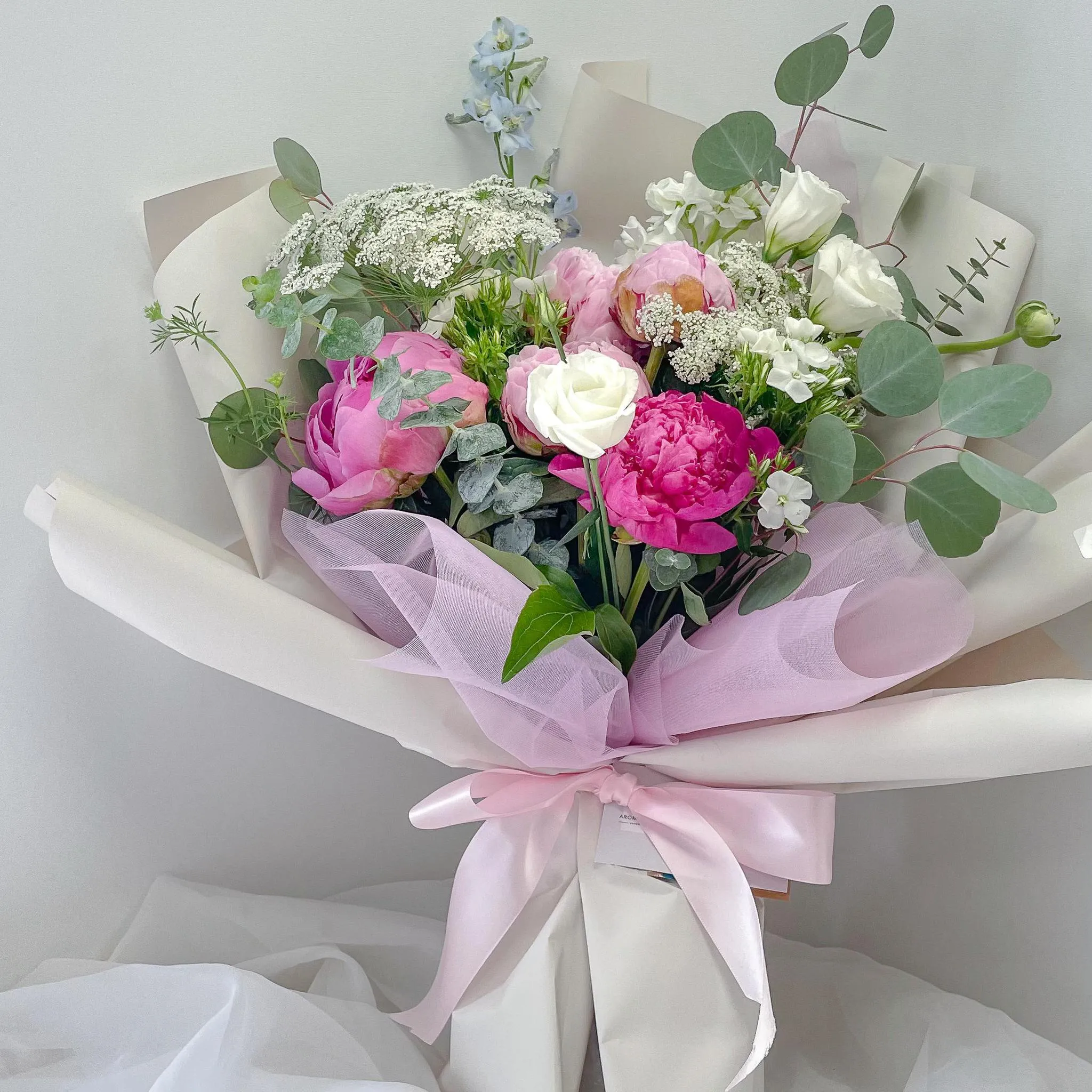 DIY Seasonal Fresh Flower Class (Deposit $35) $89