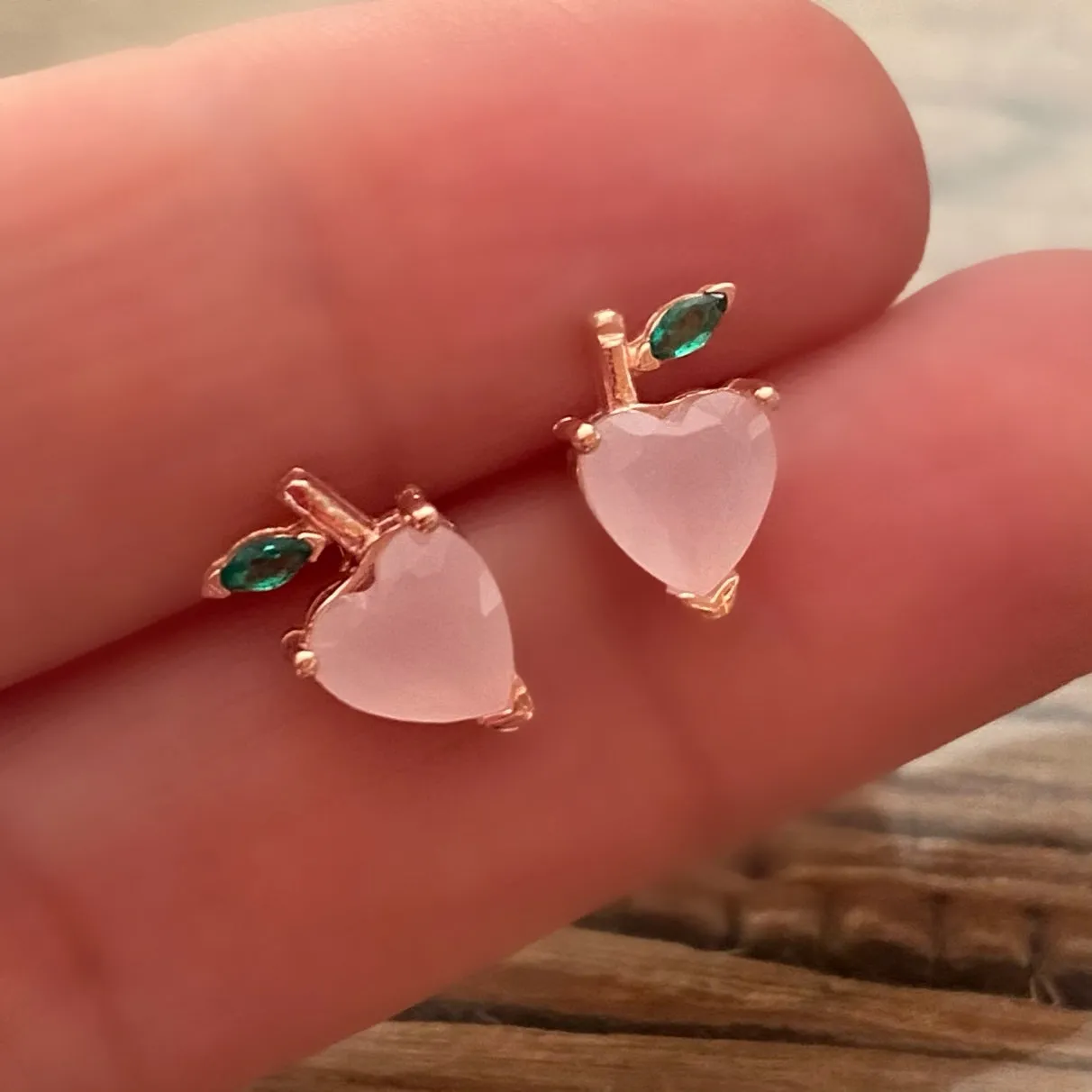 Juicy - Studs