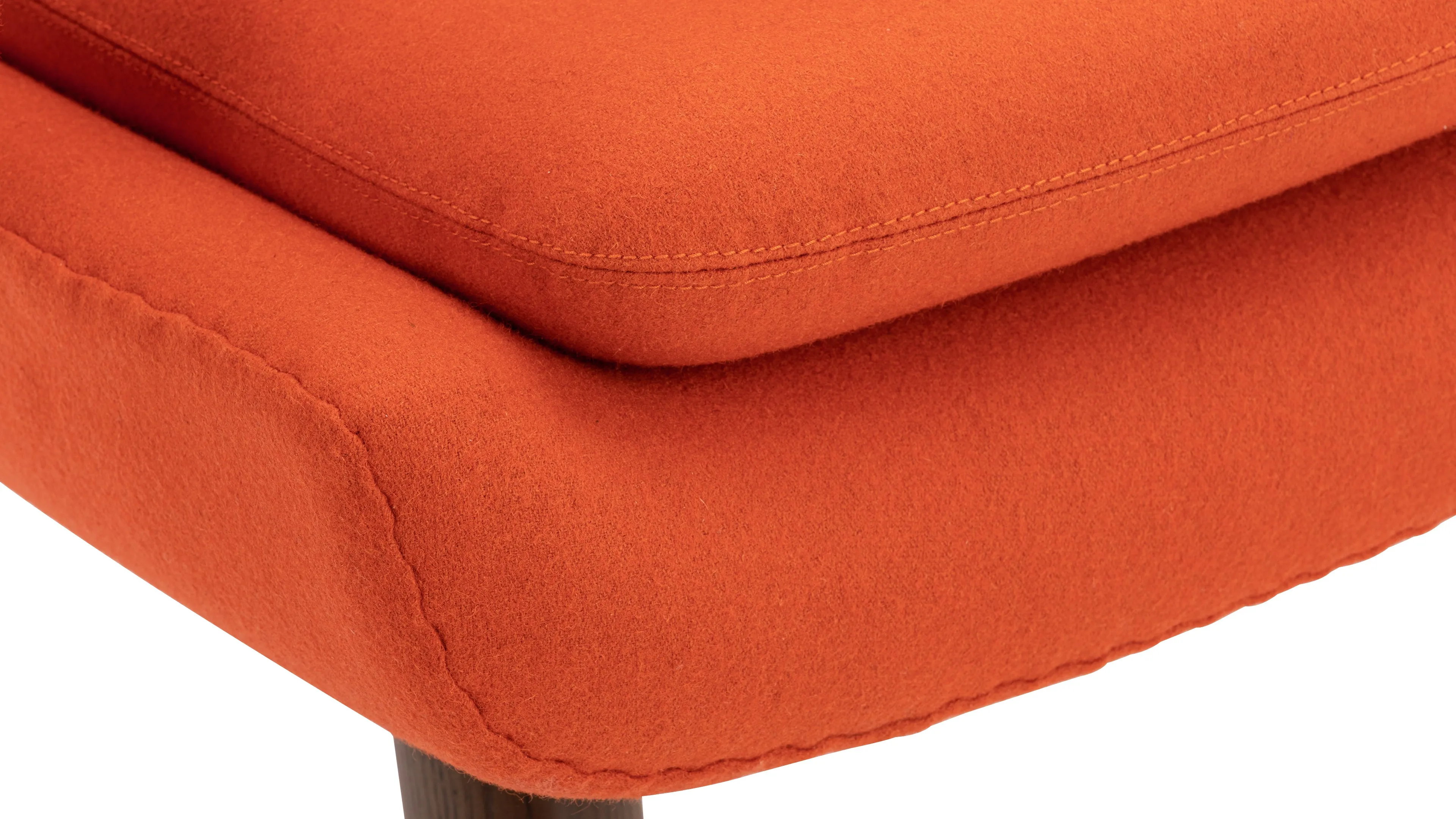Pelican - Pelican Lounge Chair, Orange Wool