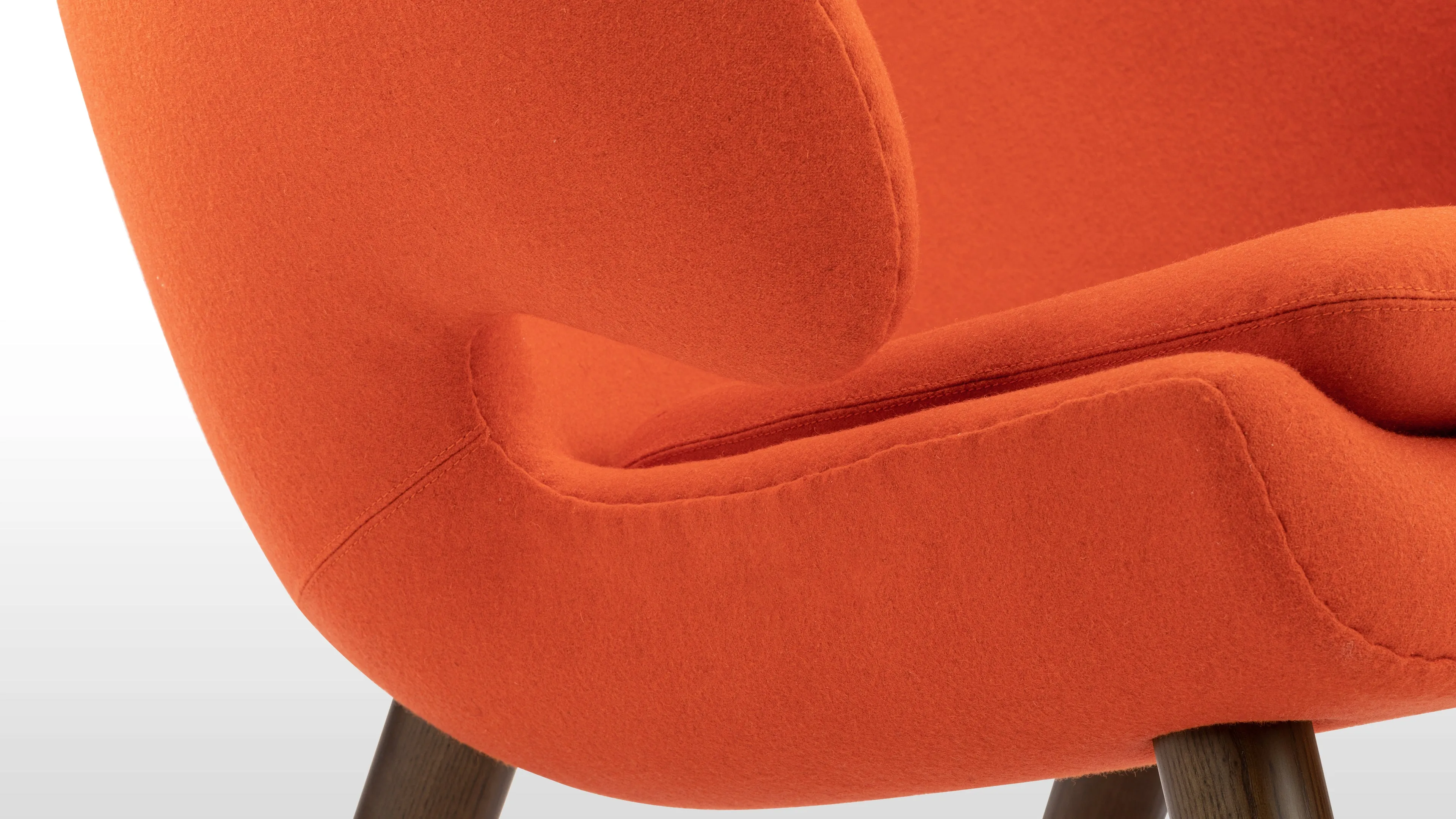 Pelican - Pelican Lounge Chair, Orange Wool