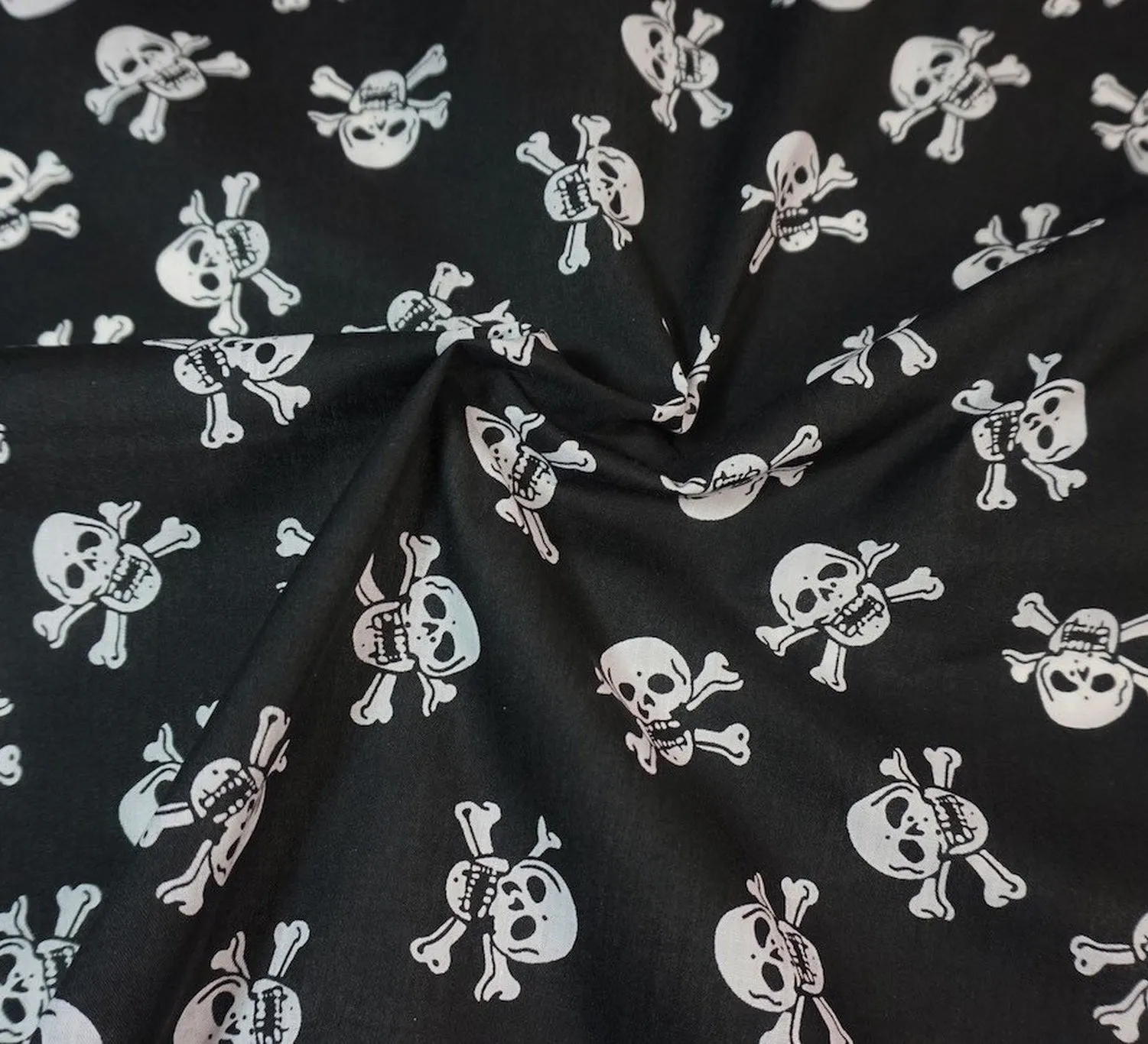 Polycotton Fabric - Skull & Crossbones (White on Black)