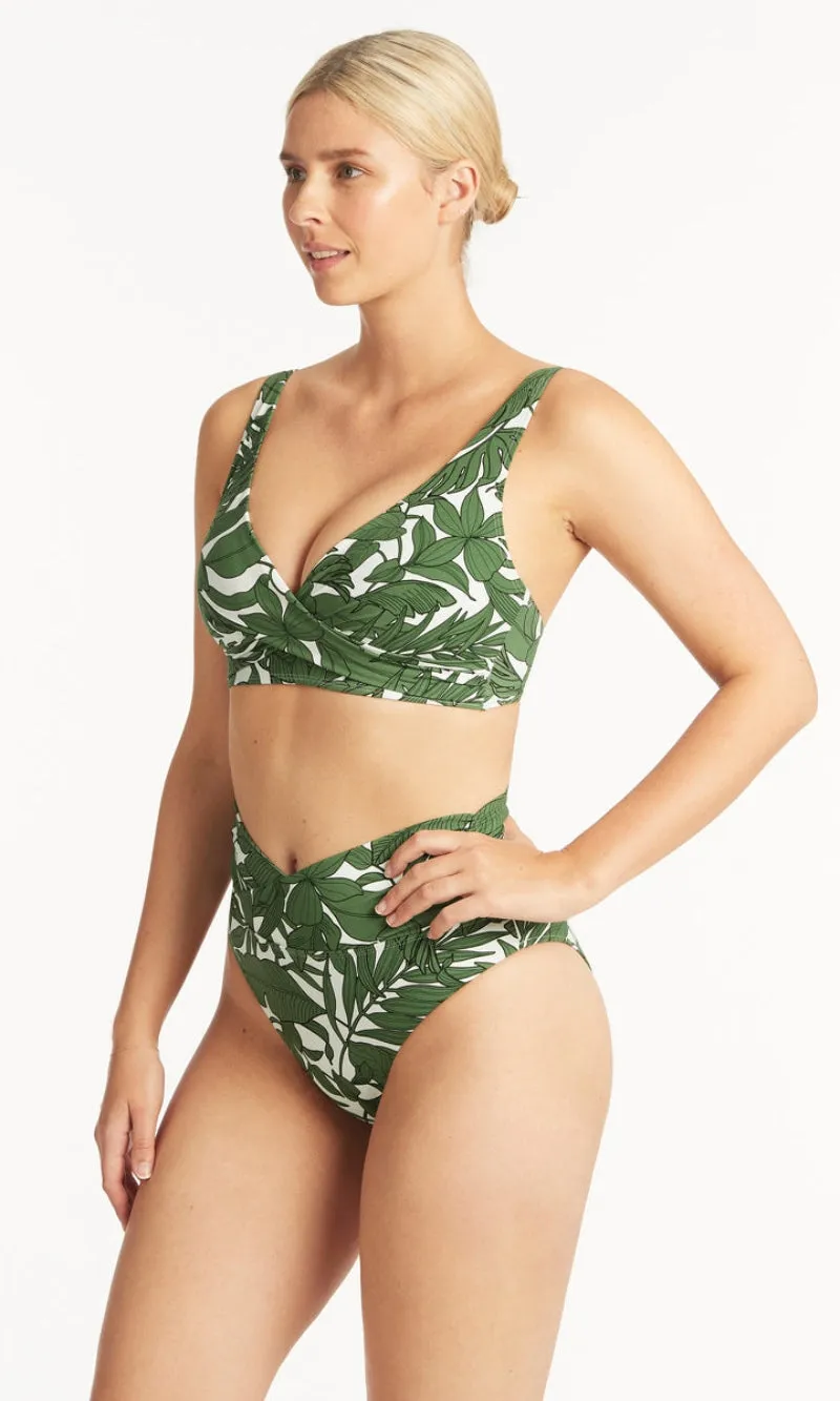 Retreat Cross Front Multifit Bra, More Colours