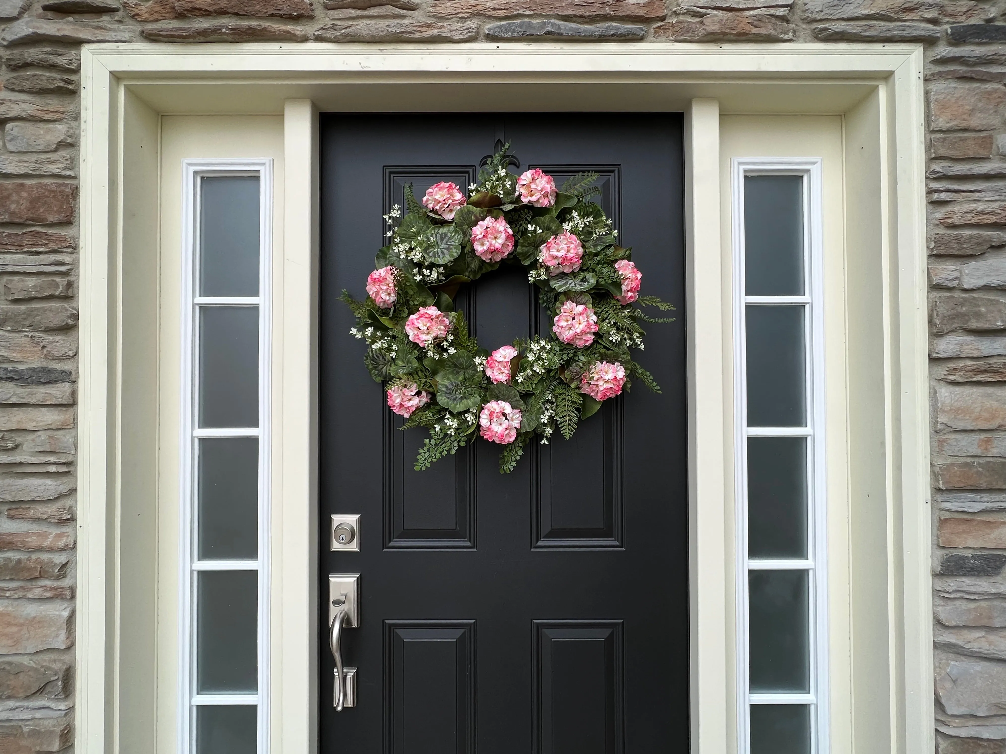 Summer Pink Geranium Wreath