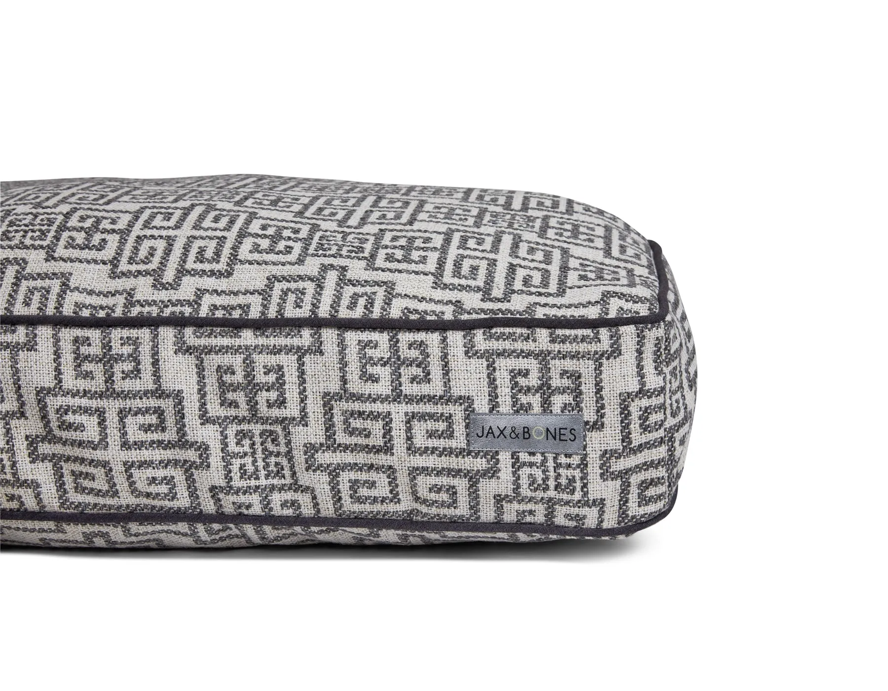 Verona Pillow Bed